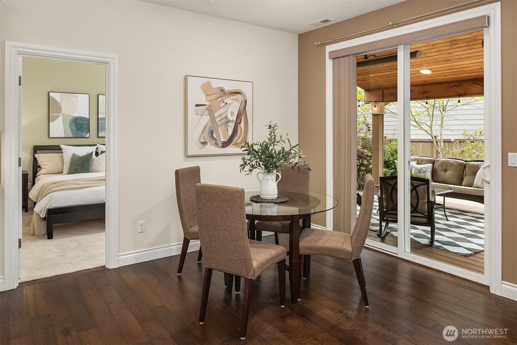 21417 SE 2nd Street , Sammamish, WA 98074