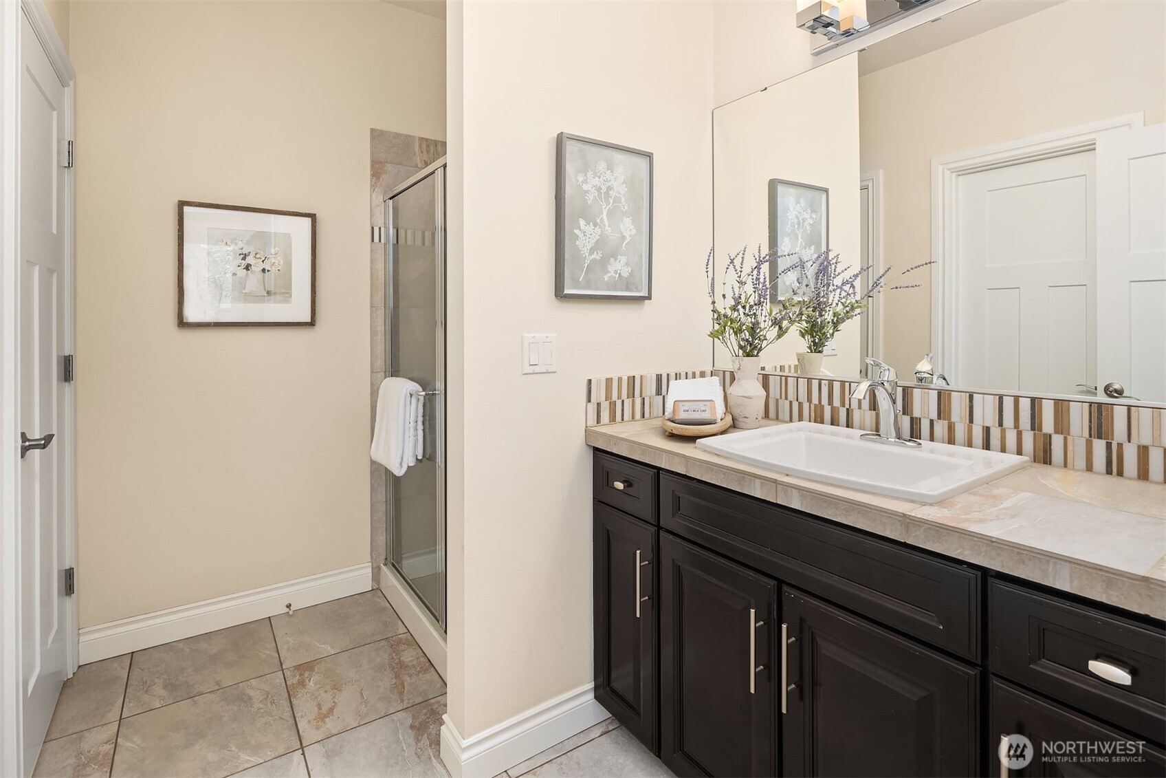 21417 SE 2nd Street , Sammamish, WA 98074