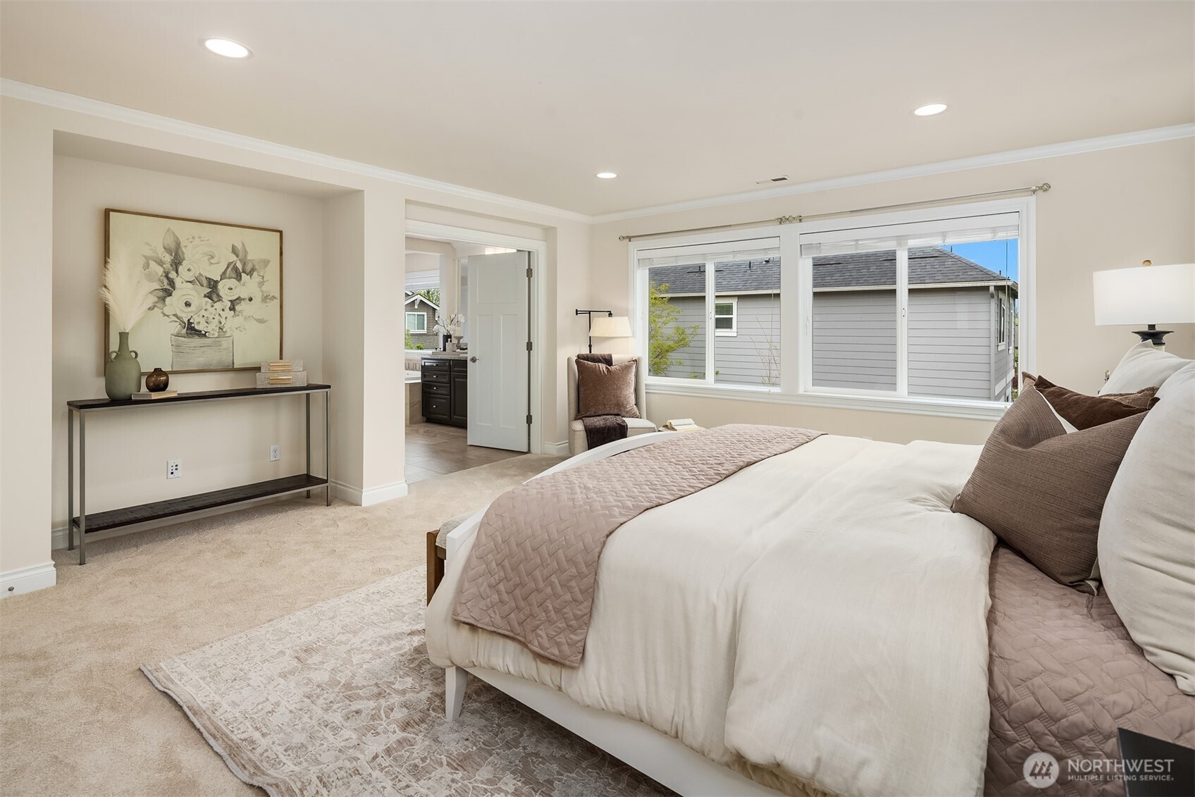 21417 SE 2nd Street , Sammamish, WA 98074