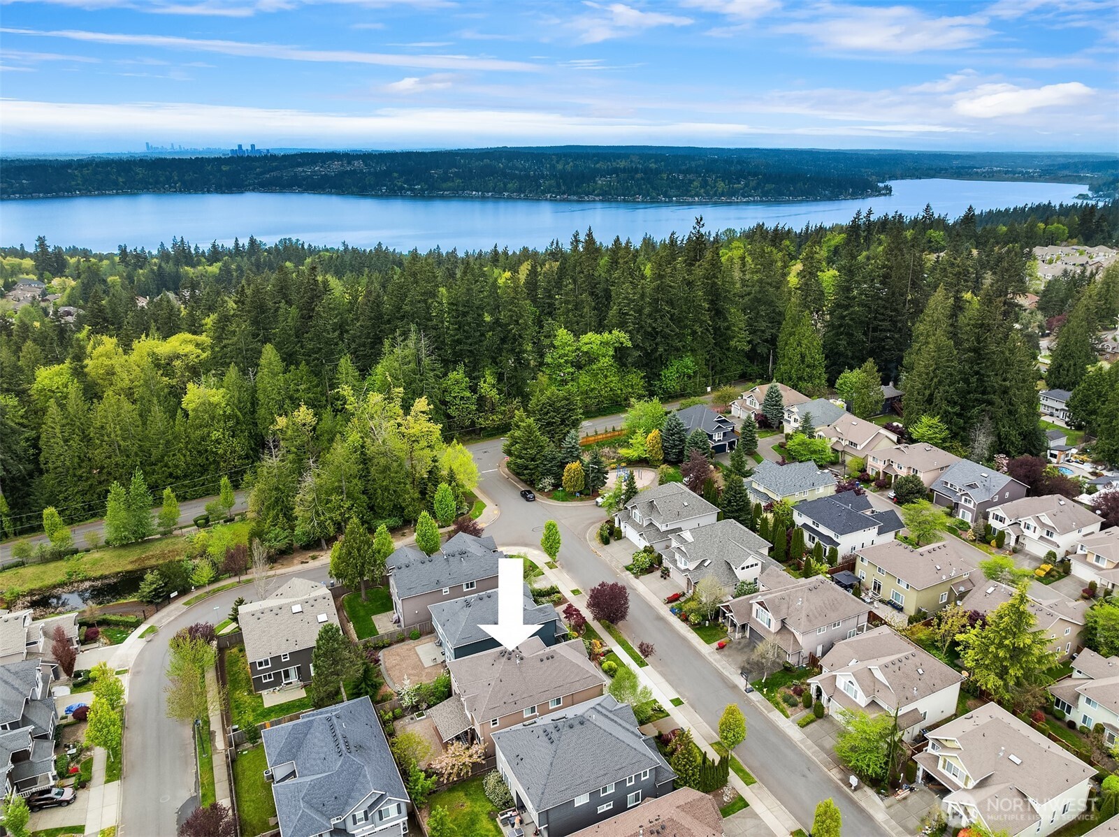 21417 SE 2nd Street , Sammamish, WA 98074