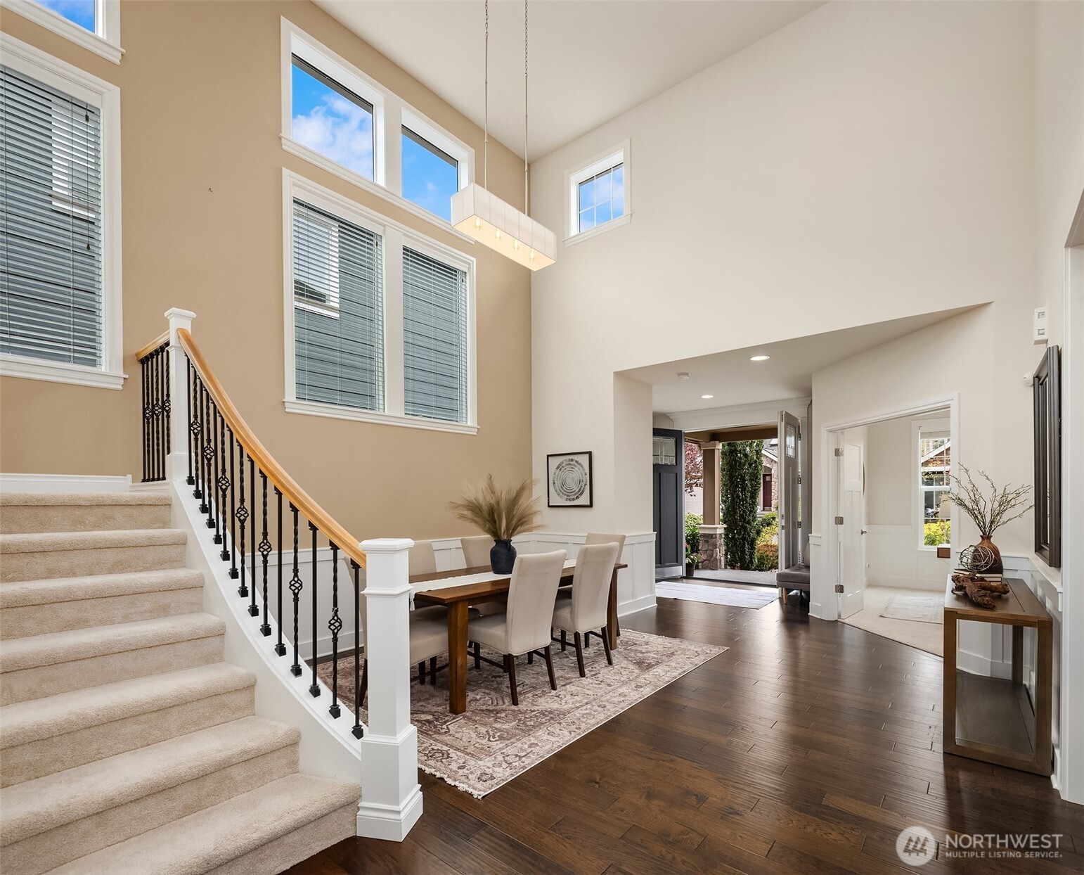 21417 SE 2nd Street , Sammamish, WA 98074