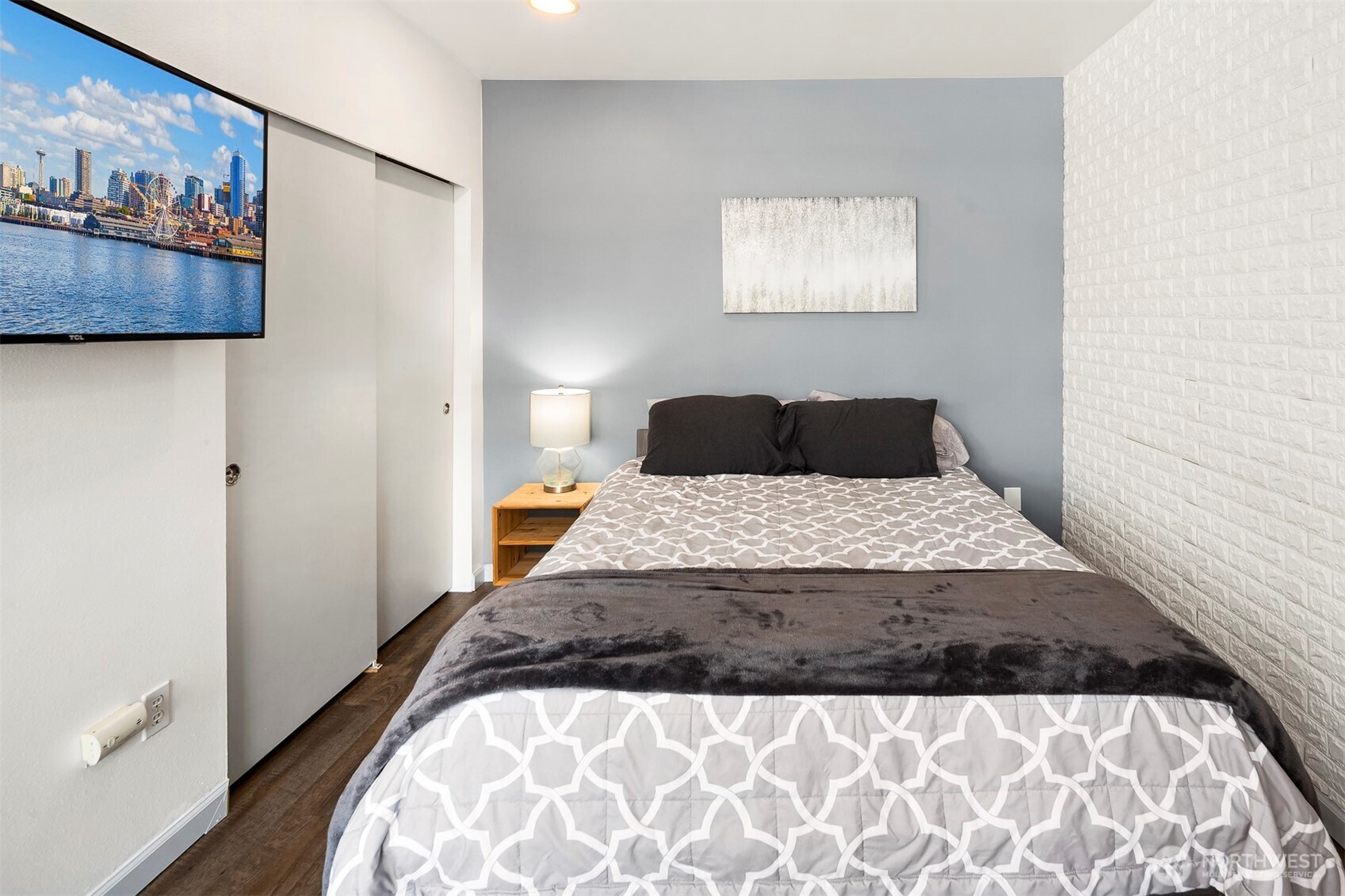 2324 1st Avenue #414, Seattle, WA 98121