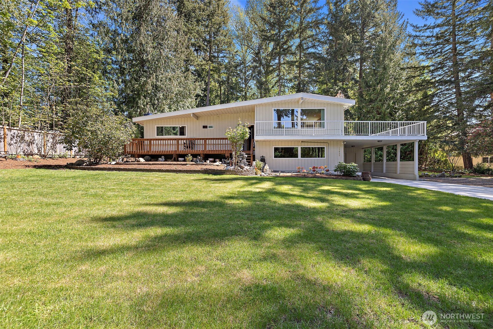 13828 183rd Avenue SE, Renton, WA 98059