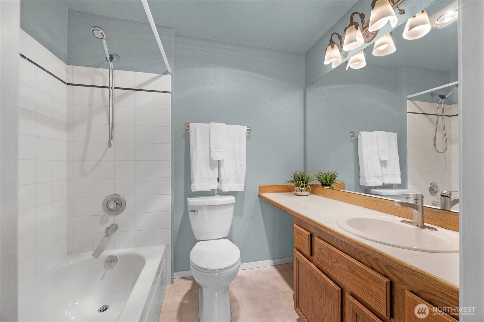 23909 56th Court S #F3, Kent, WA 98032-1748