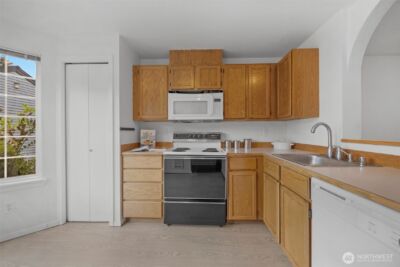 23909 56th Court S #F3, Kent, WA 98032-1748 - Photo 10