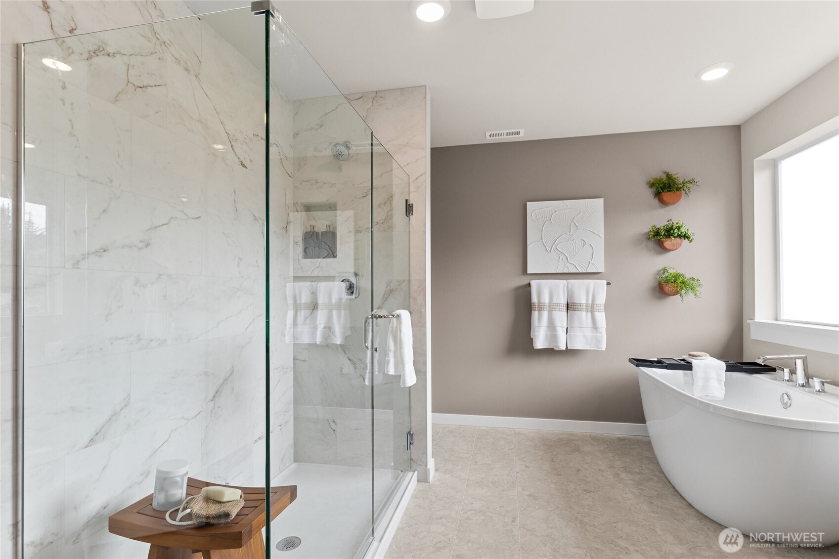23642 SE 49th Street , Issaquah, WA 98027