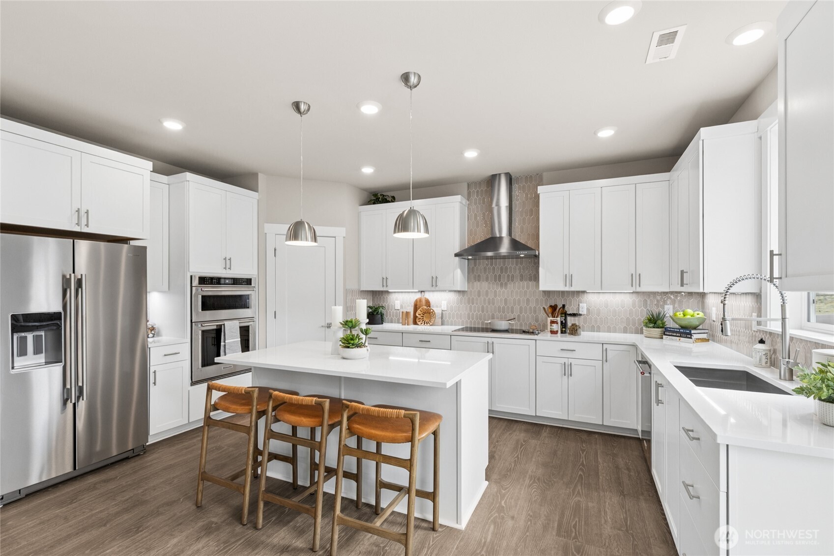 23642 SE 49th Street , Issaquah, WA 98027