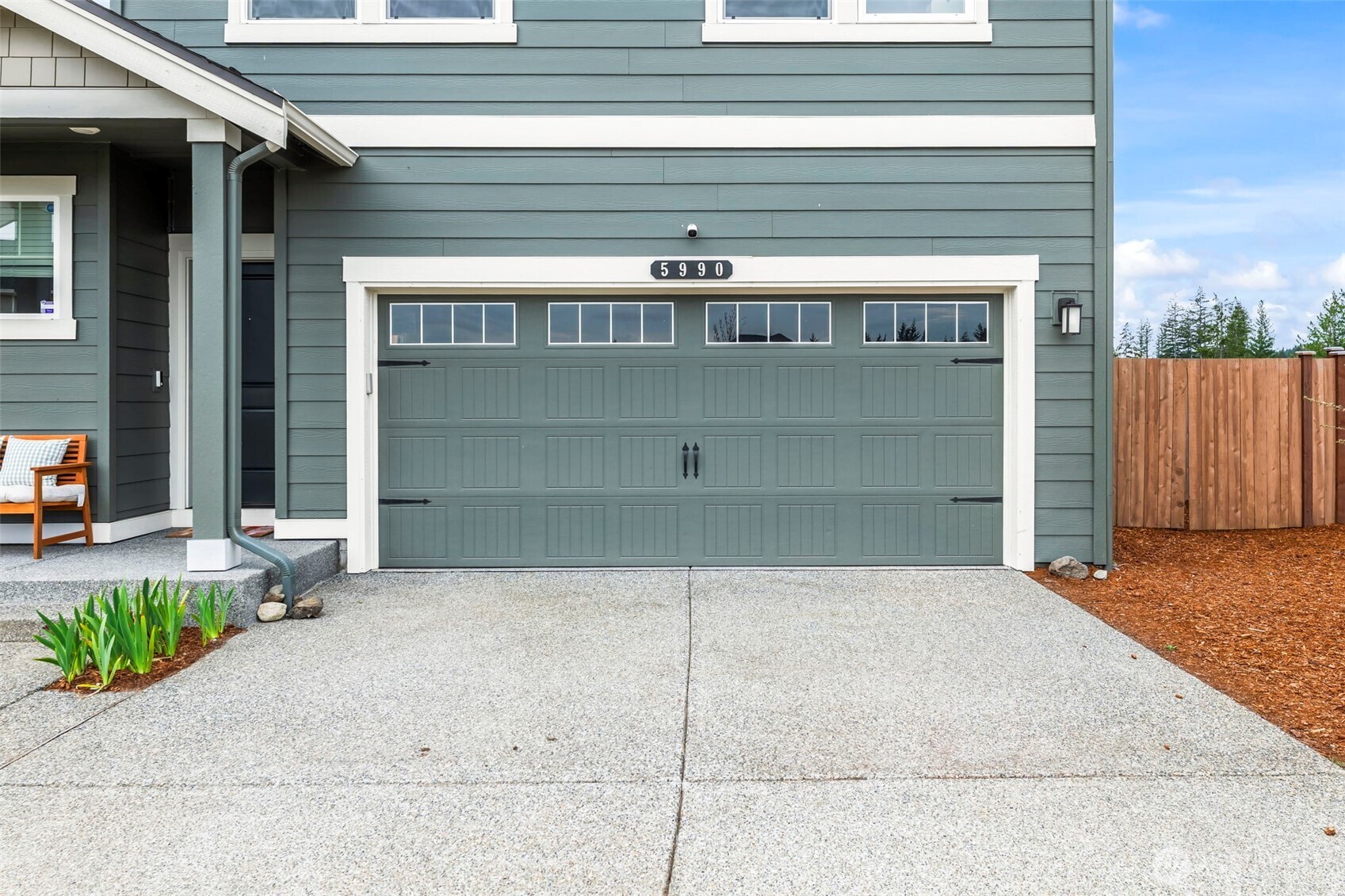 5990 Rebel Road SW, Port Orchard, WA 98367