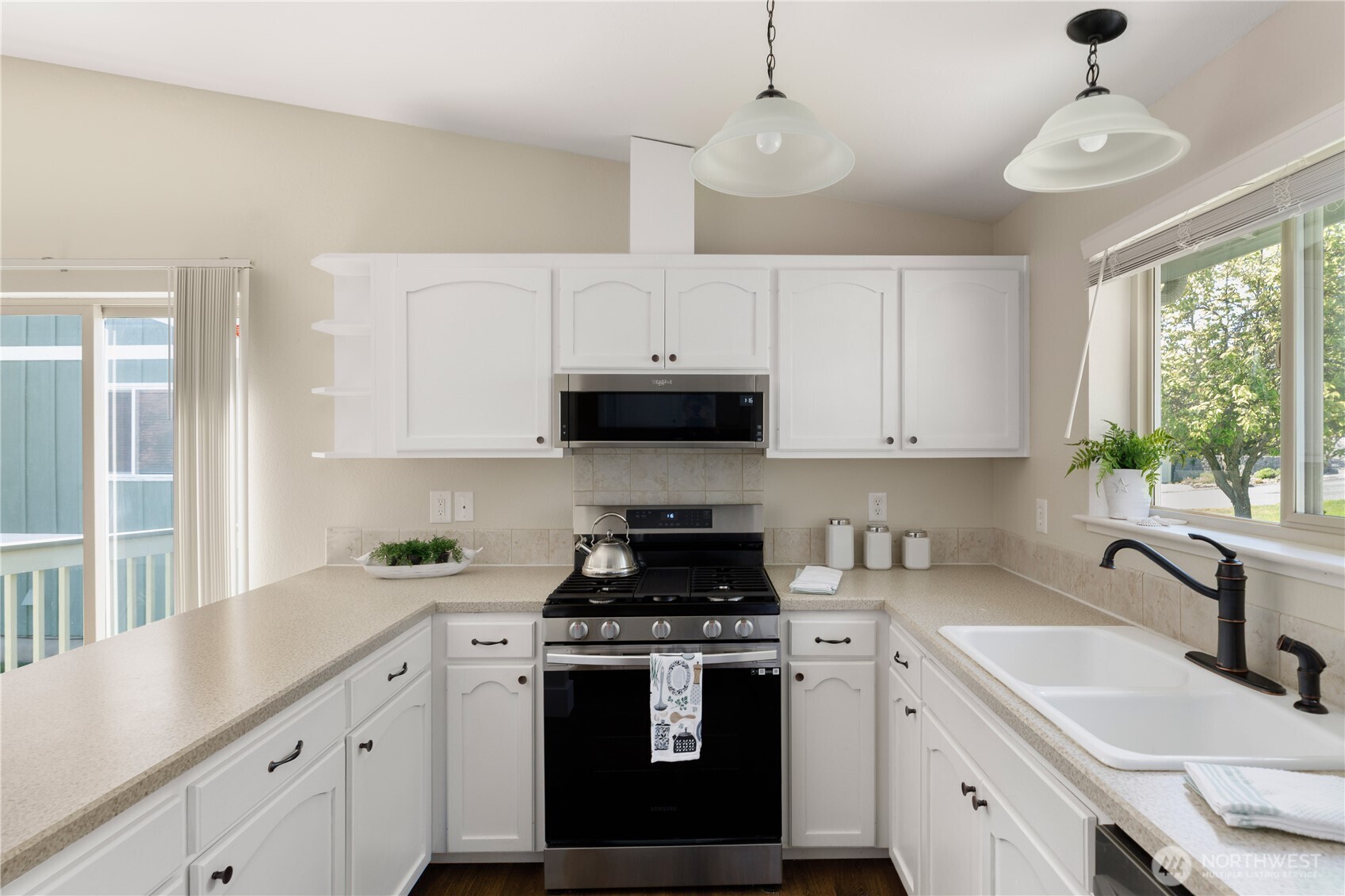 4114 Kingsway , Anacortes, WA 98221