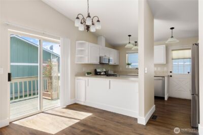 4114 Kingsway , Anacortes, WA 98221 - Photo 10