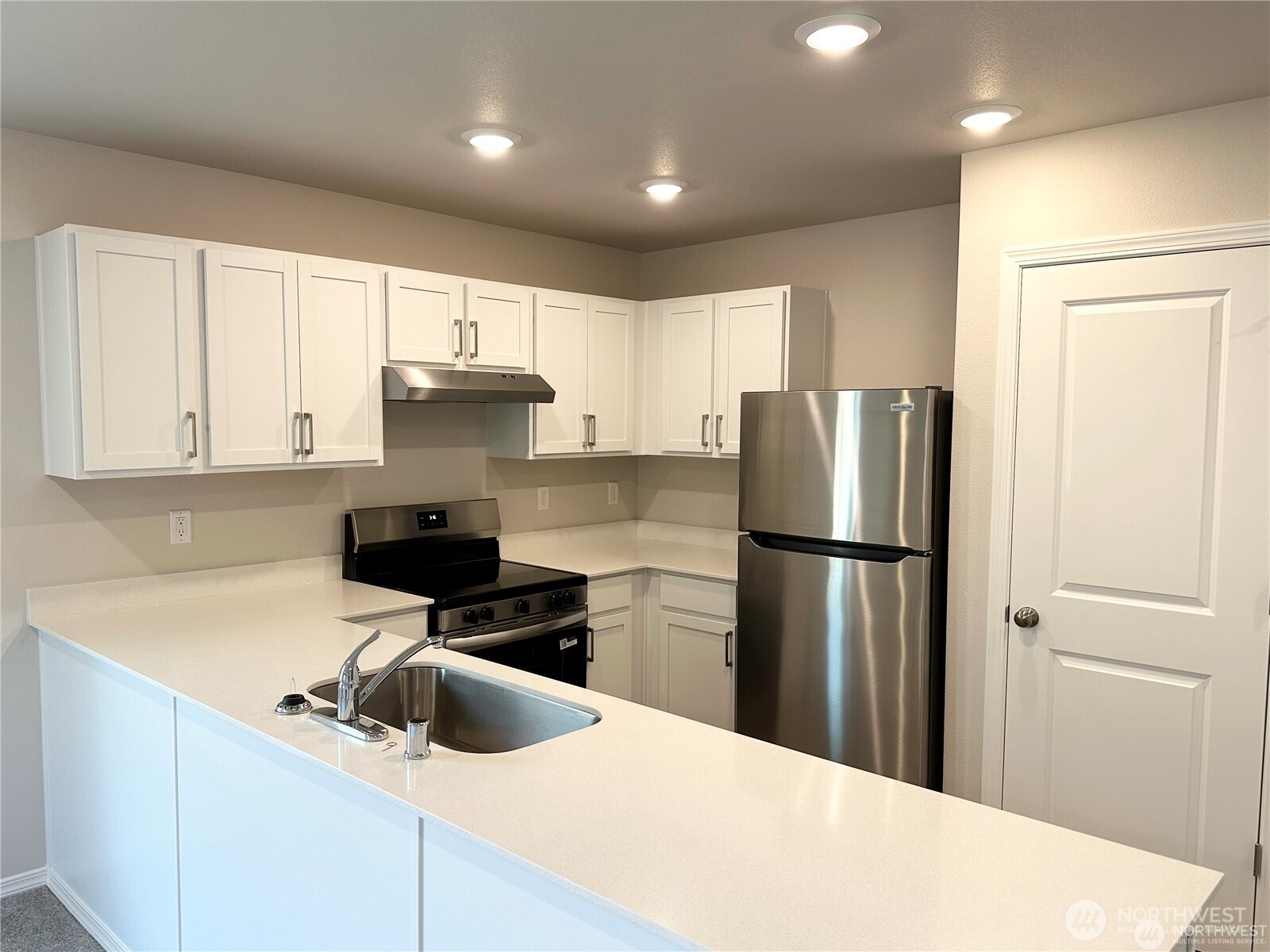 14025 198th Street East , Graham, WA 98338