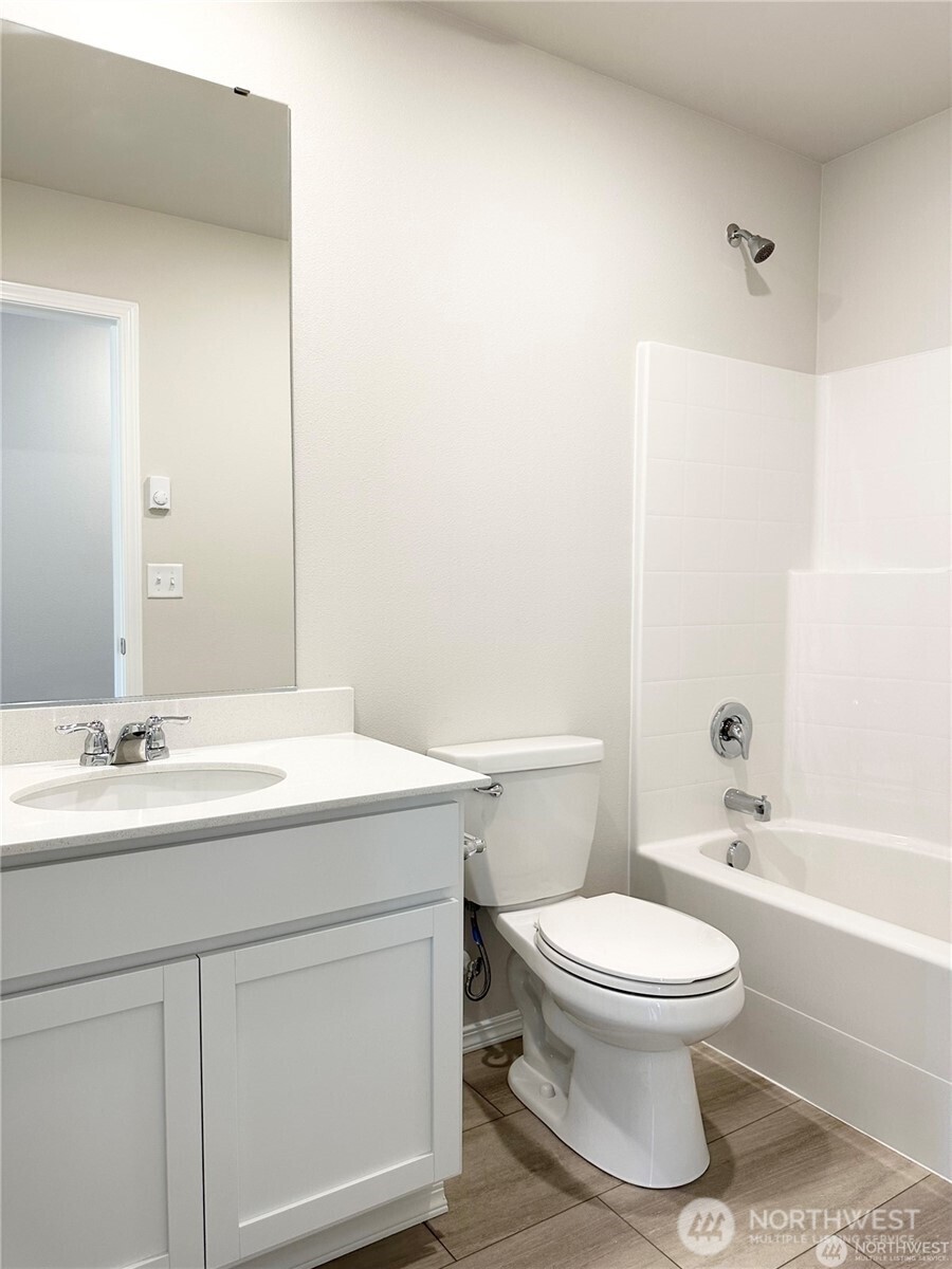 14025 198th Street East , Graham, WA 98338