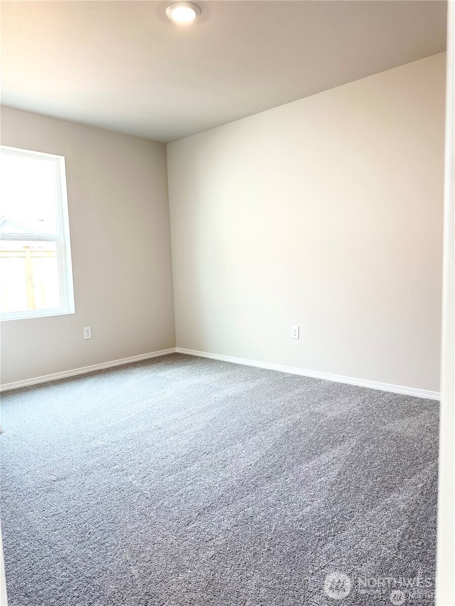 14025 198th Street East , Graham, WA 98338