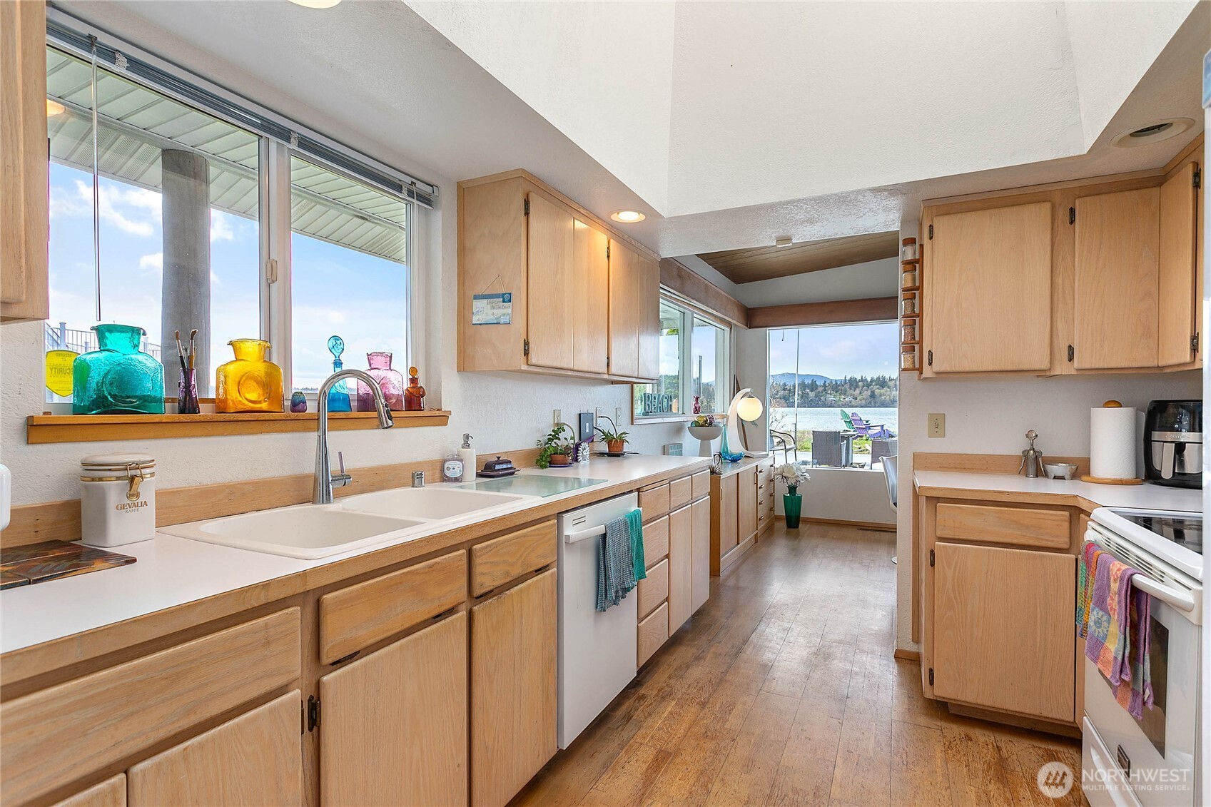 2589 Lummi View Drive , Bellingham, WA 98226