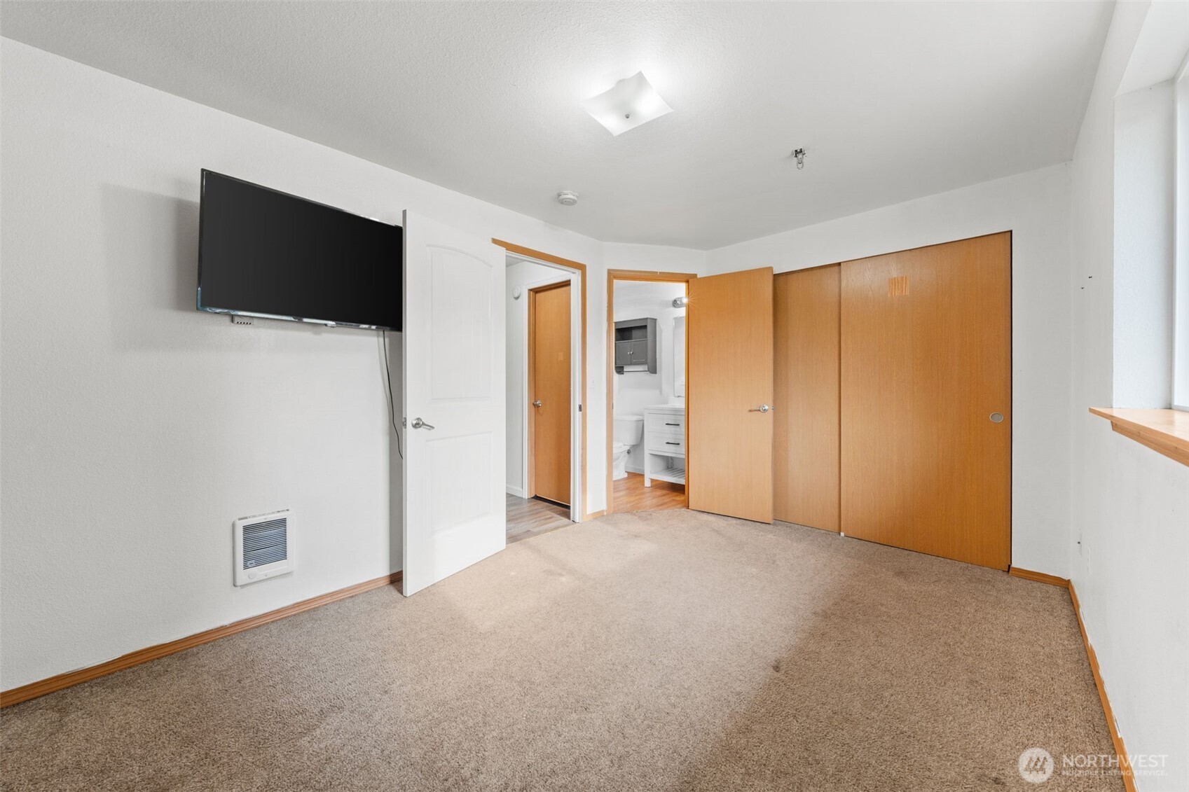 8747 Mariana Court SE, Yelm, WA 98597