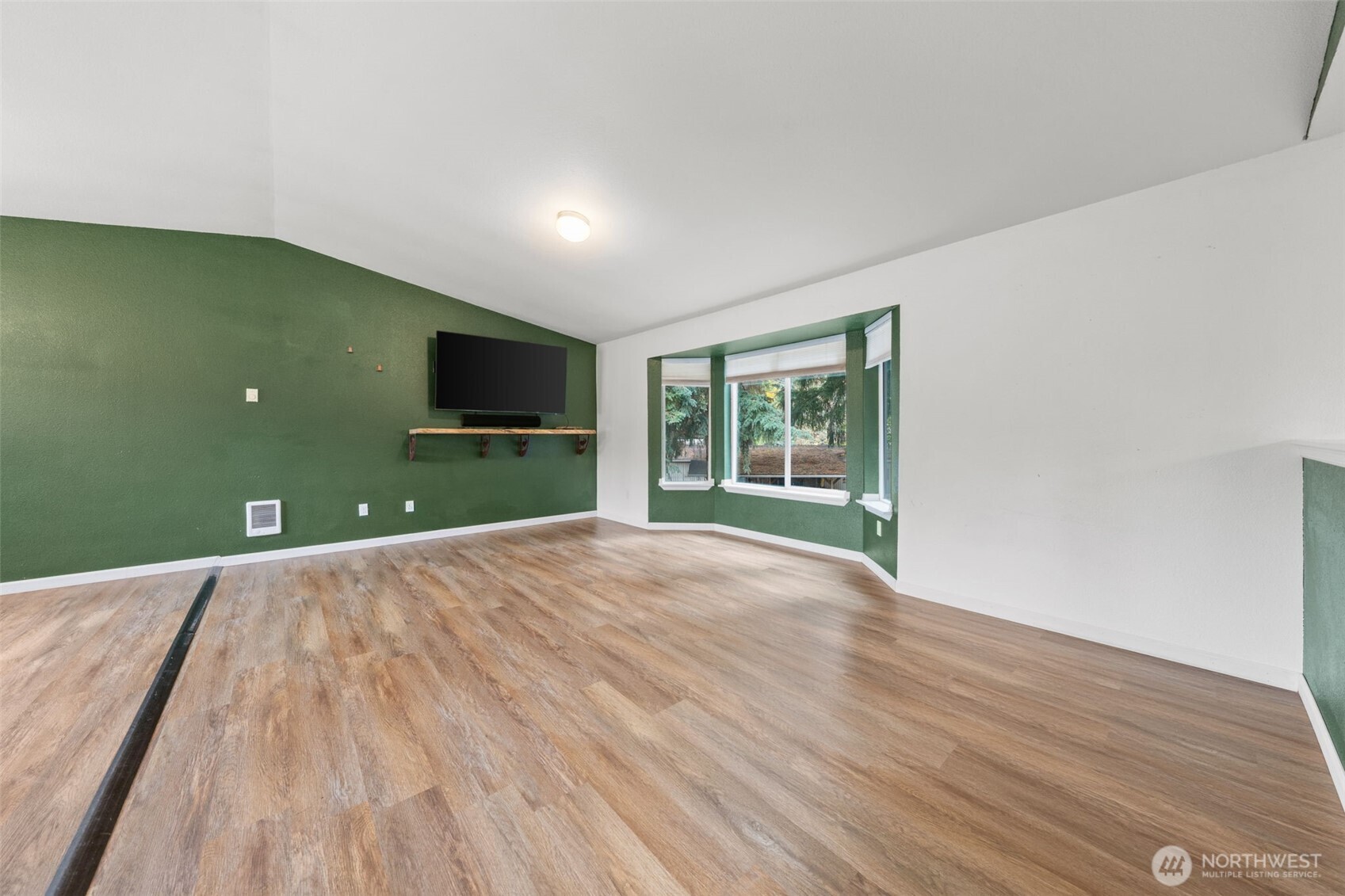 8747 Mariana Court SE, Yelm, WA 98597