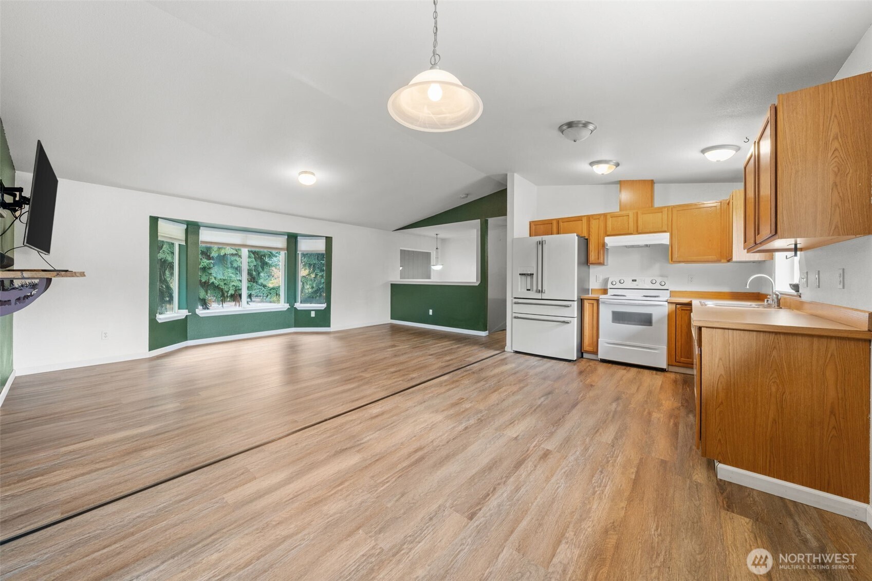 8747 Mariana Court SE, Yelm, WA 98597