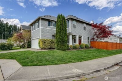 2731 SW Jabirin Way , Port Orchard, WA 98367