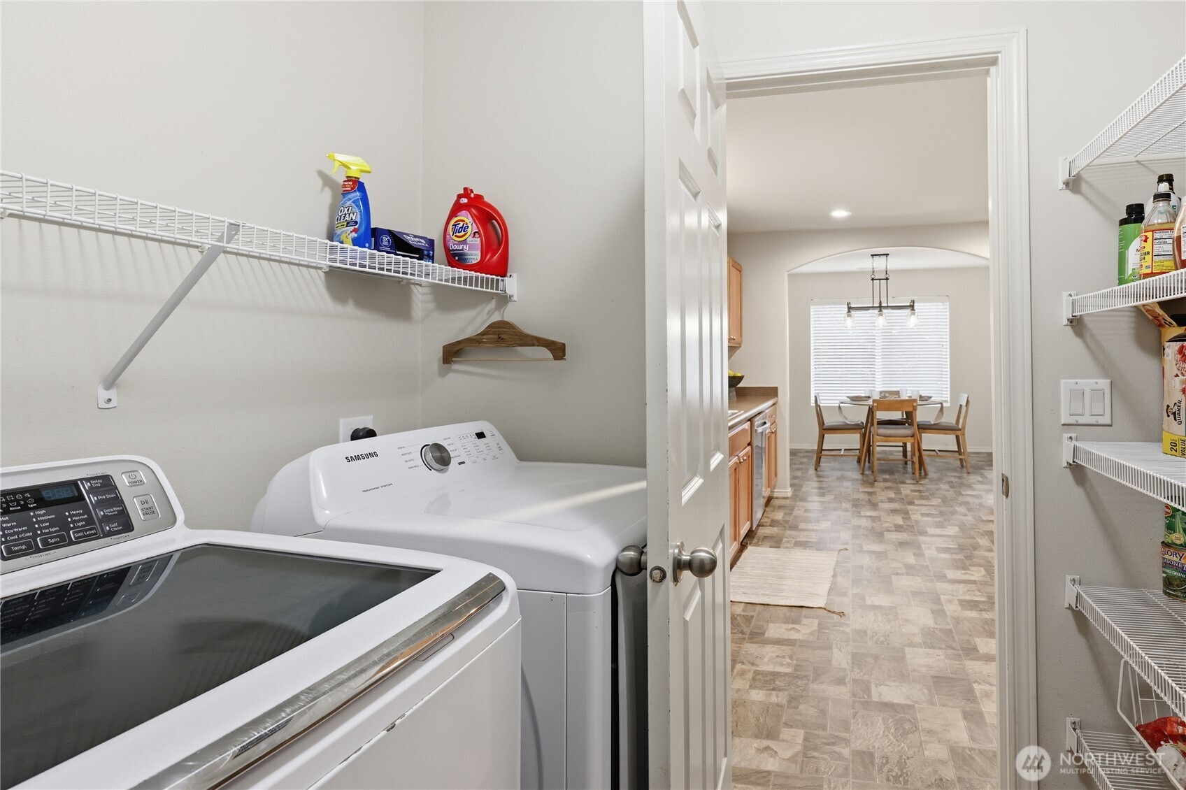 2731 SW Jabirin Way , Port Orchard, WA 98367
