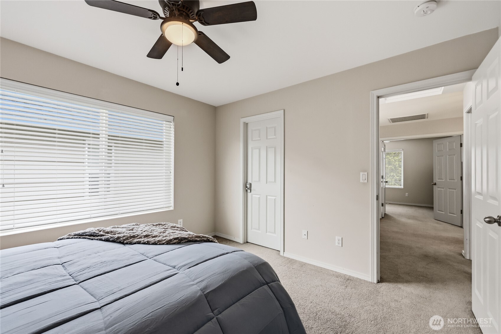 2731 SW Jabirin Way , Port Orchard, WA 98367