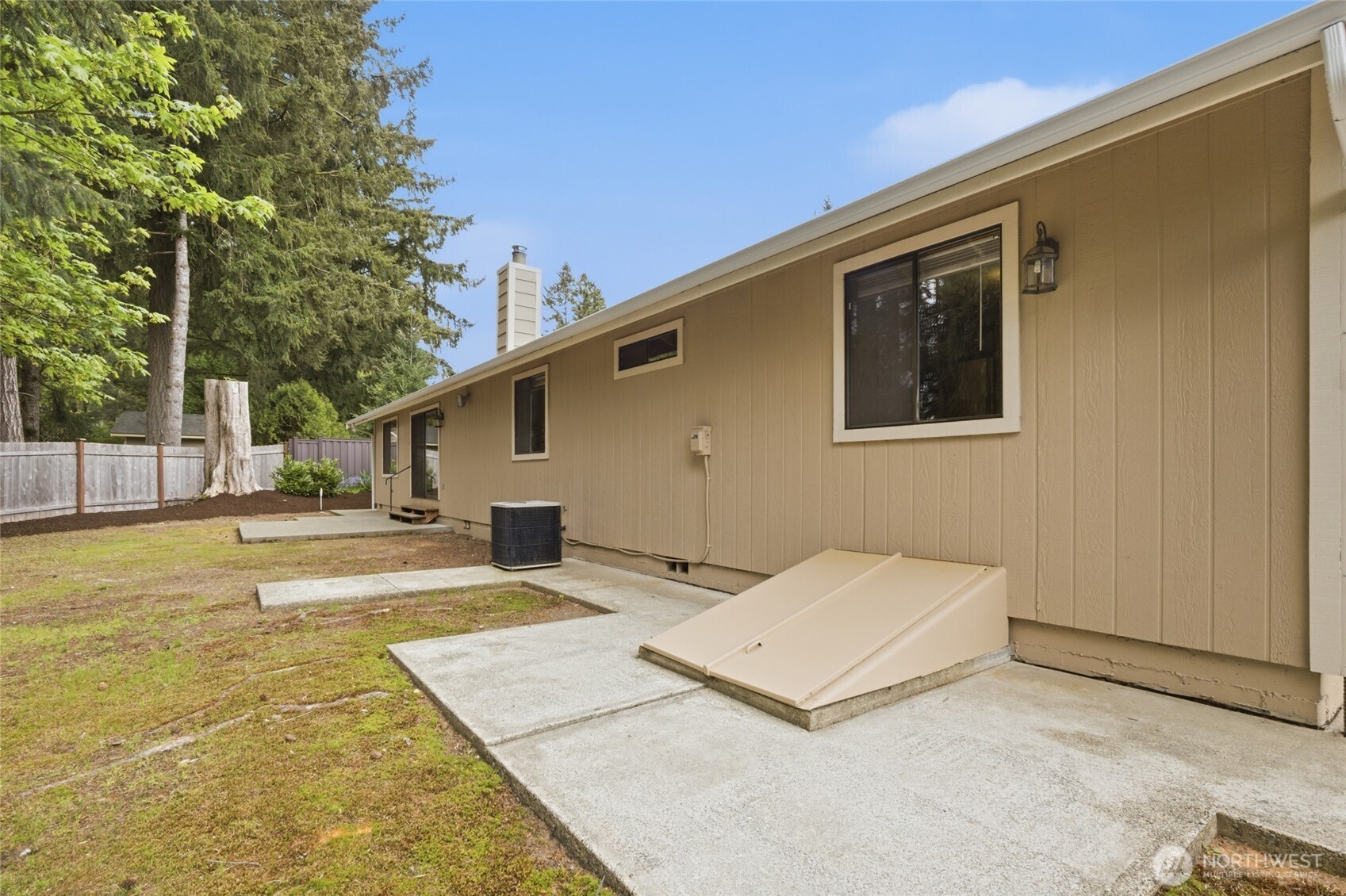 707 Wily Street NW, Olympia, WA 98502