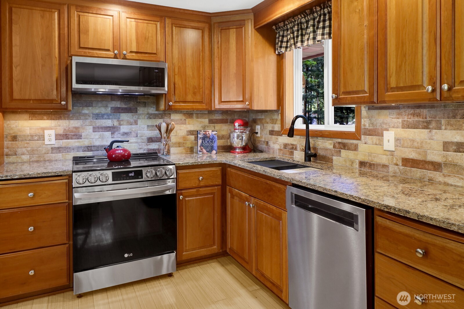 6650 Kings Lane , Bellingham, WA 98226