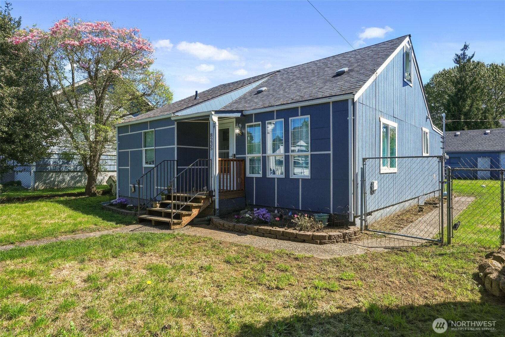 8235 E B Street , Tacoma, WA 98404