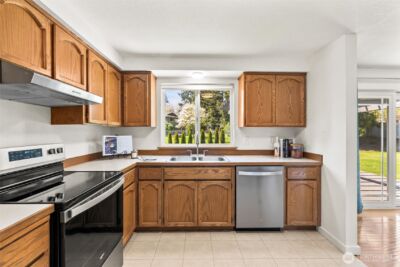 11914 27th Court NE, Lake Stevens, WA 98258 - Photo 8