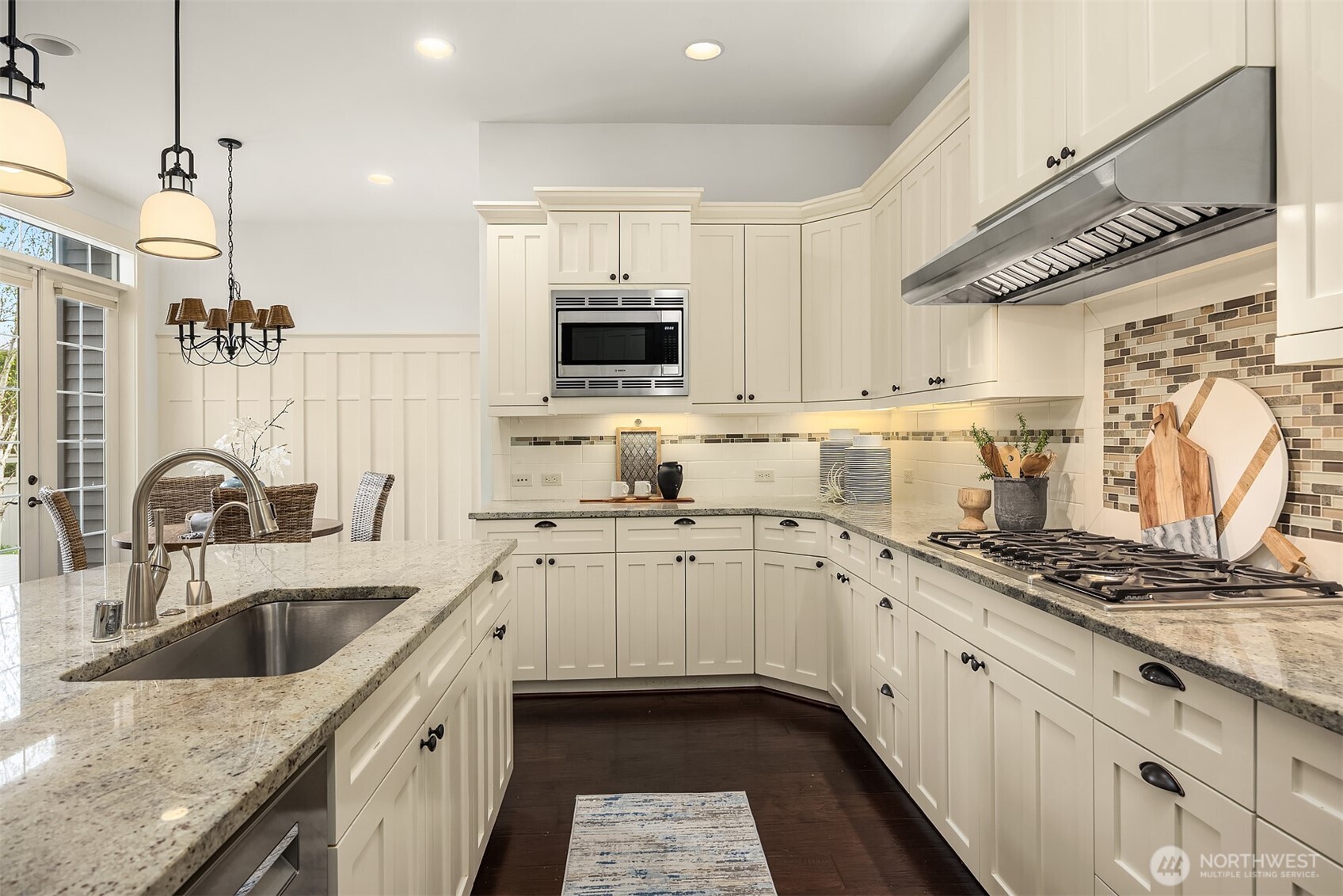 1447 26th Avenue NE, Issaquah, WA 98029