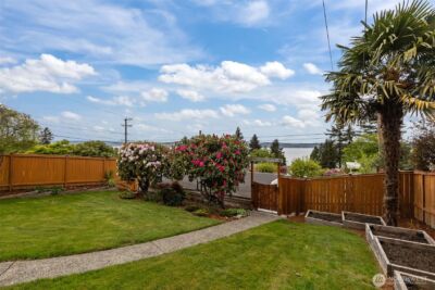 8450 E Side Drive NE, Tacoma, WA 98422 - Photo 23