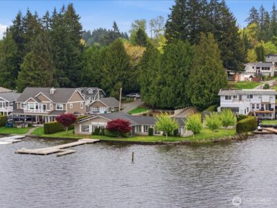 1302 E Lakeshore Drive , Lake Stevens, WA 98258