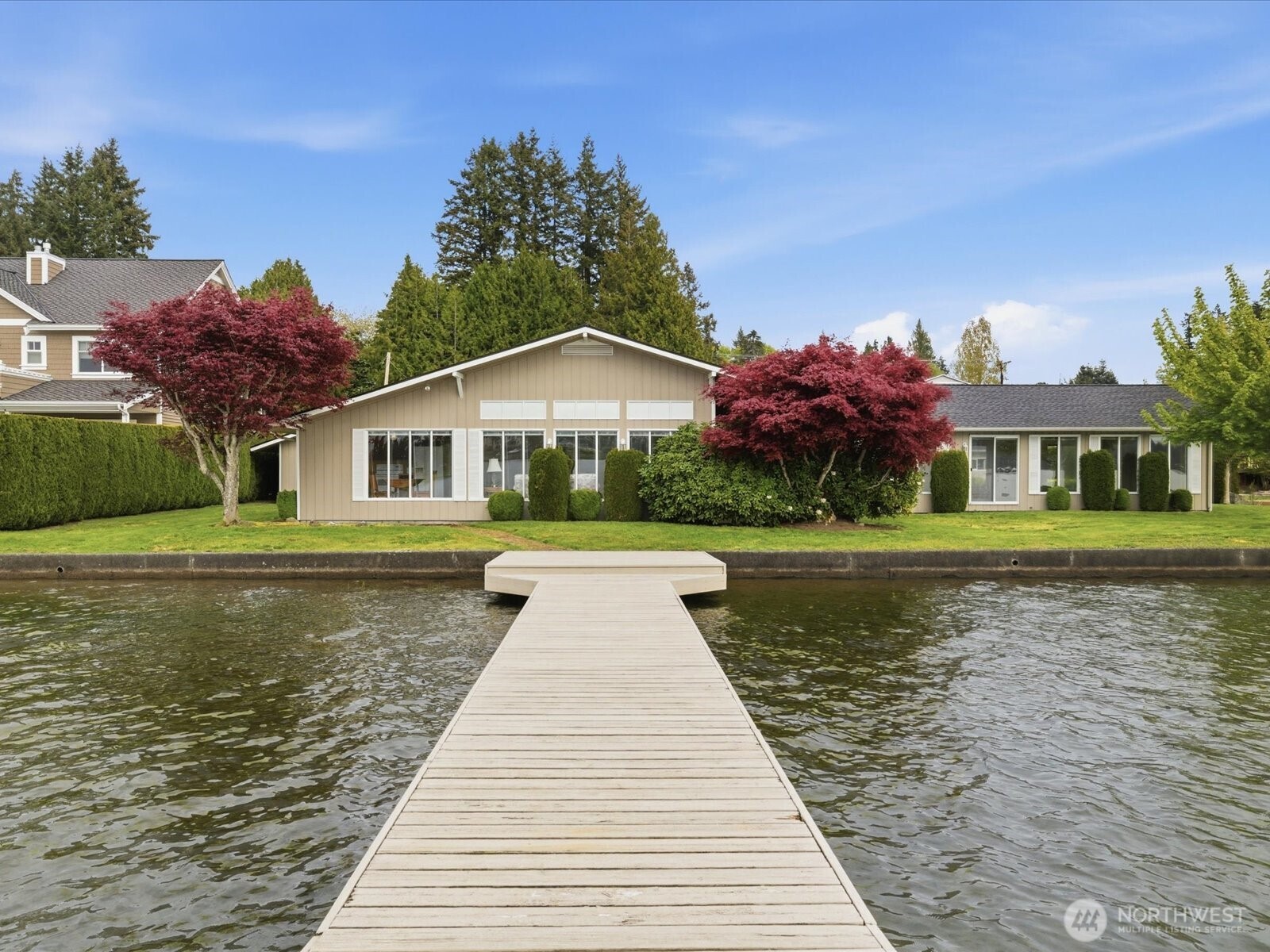 1302 E Lakeshore Drive , Lake Stevens, WA 98258