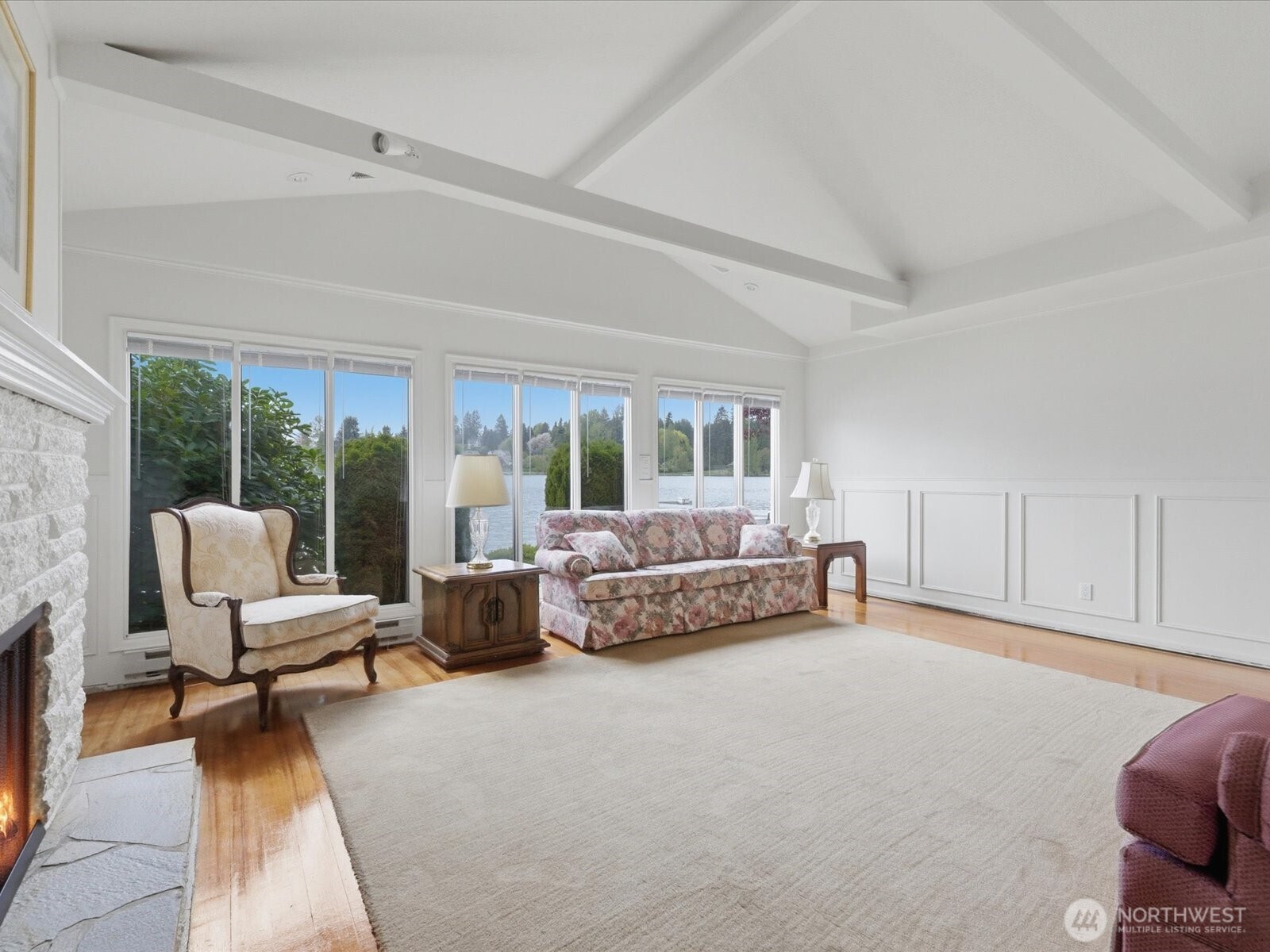 1302 E Lakeshore Drive , Lake Stevens, WA 98258
