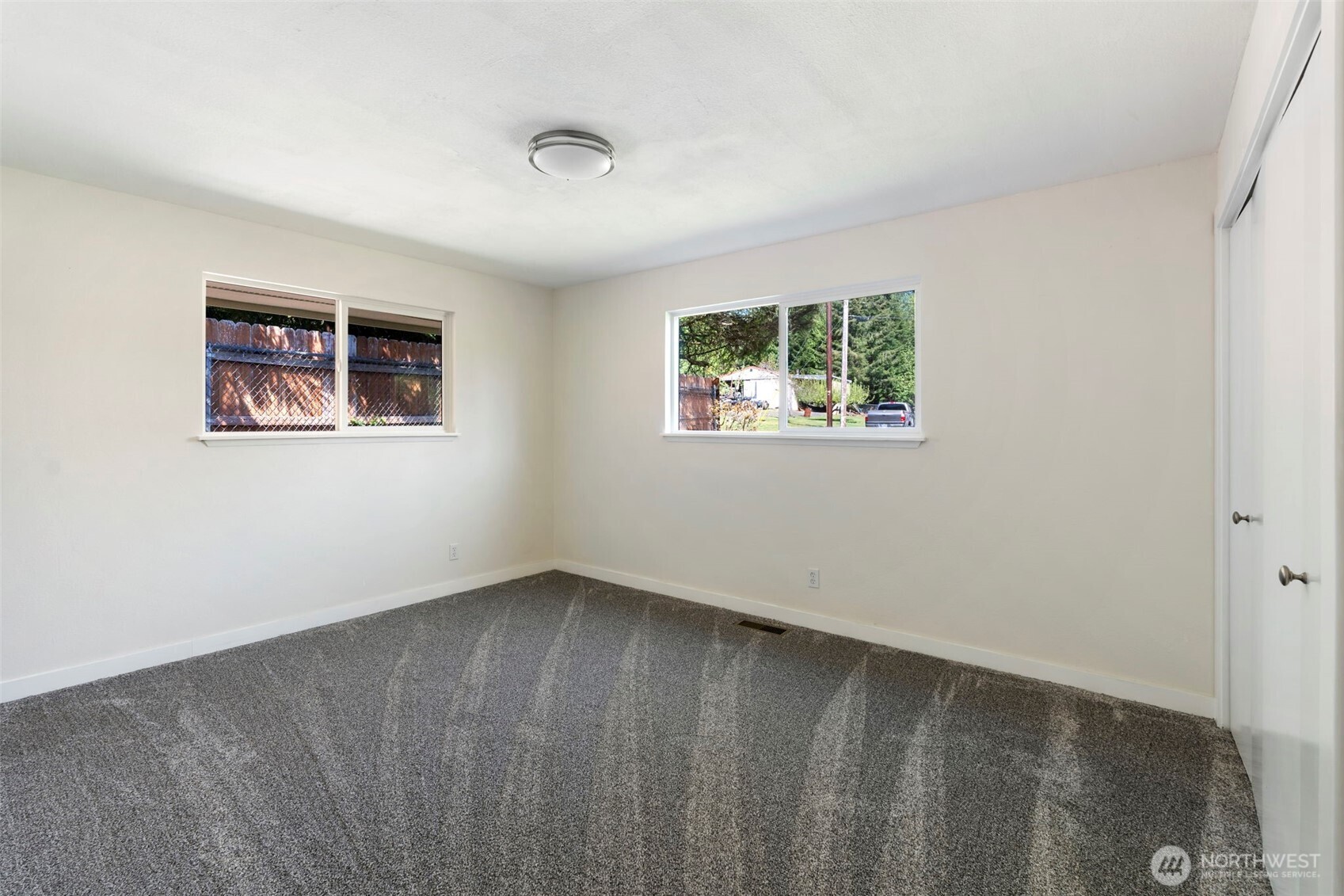631 N 6th Street , Montesano, WA 98563