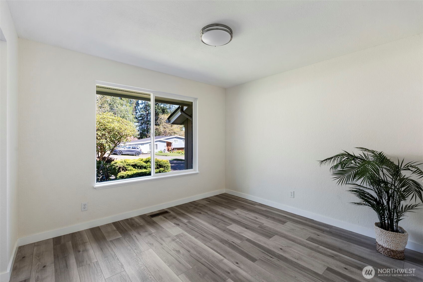 631 N 6th Street , Montesano, WA 98563