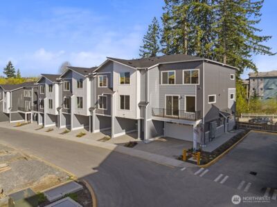 16823 Alder Way #J7, Lynnwood, WA 98037 - Photo 2