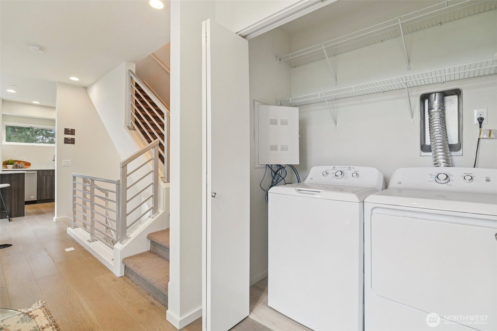 9032 14th Avenue NW #D, Seattle, WA 98117-3407
