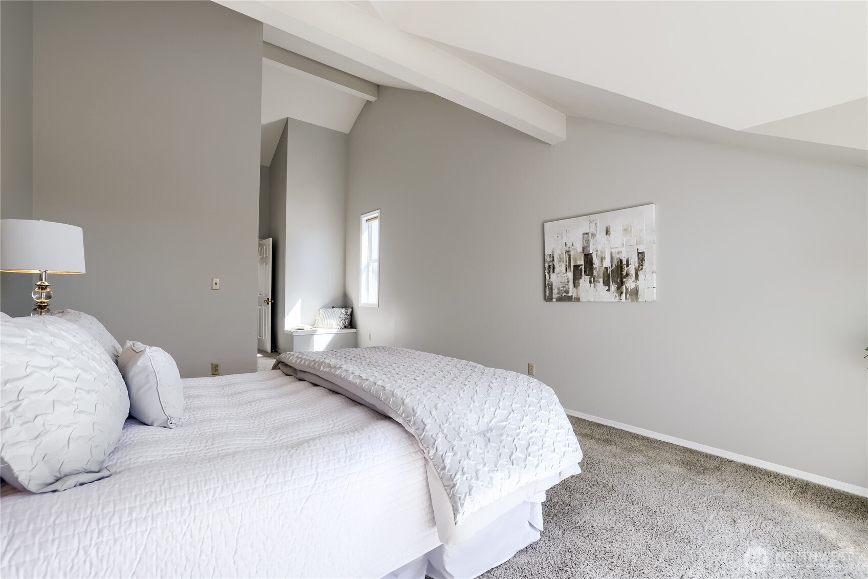 806 NW 52nd Street , Seattle, WA 98107