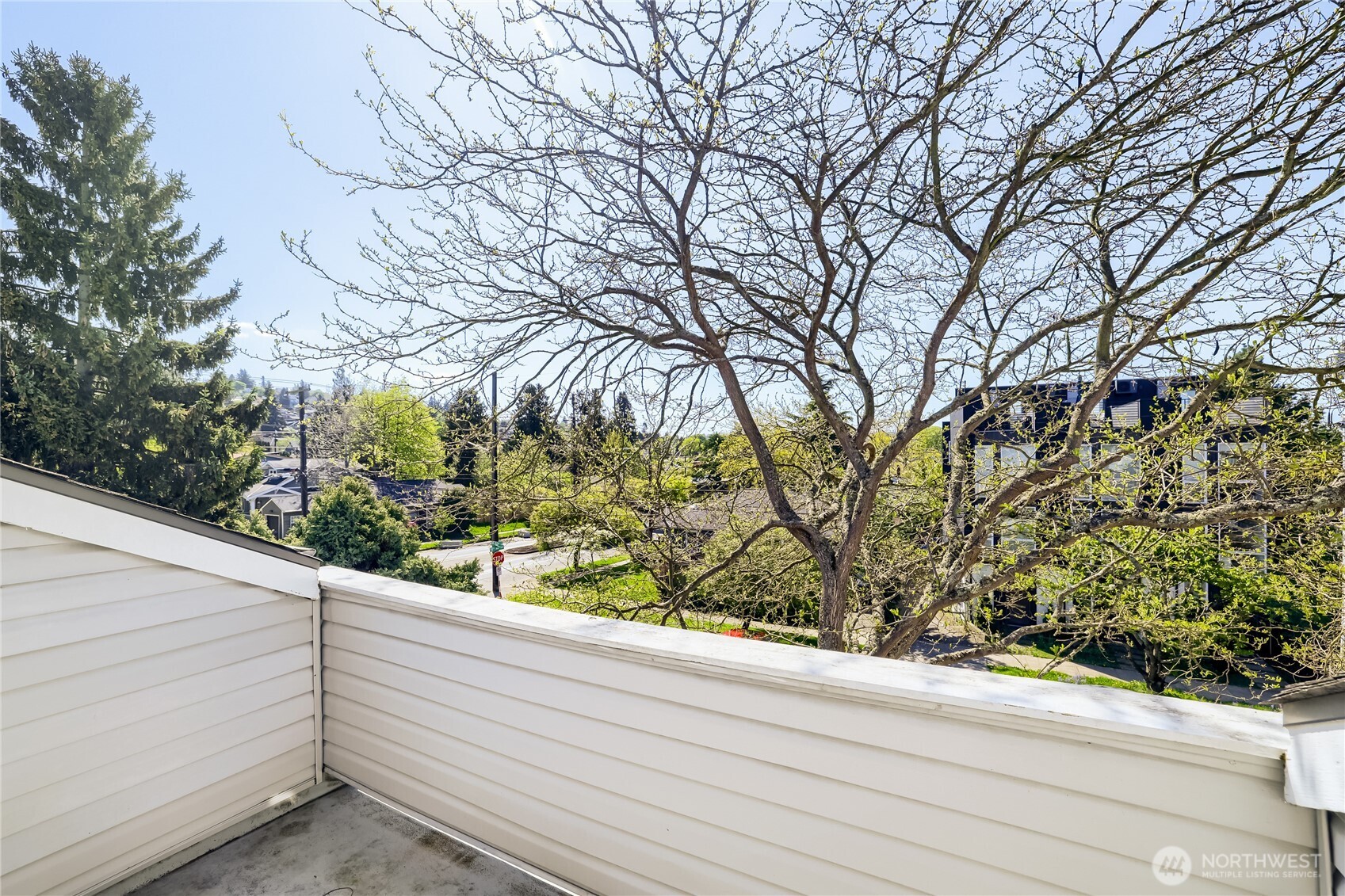 806 NW 52nd Street , Seattle, WA 98107