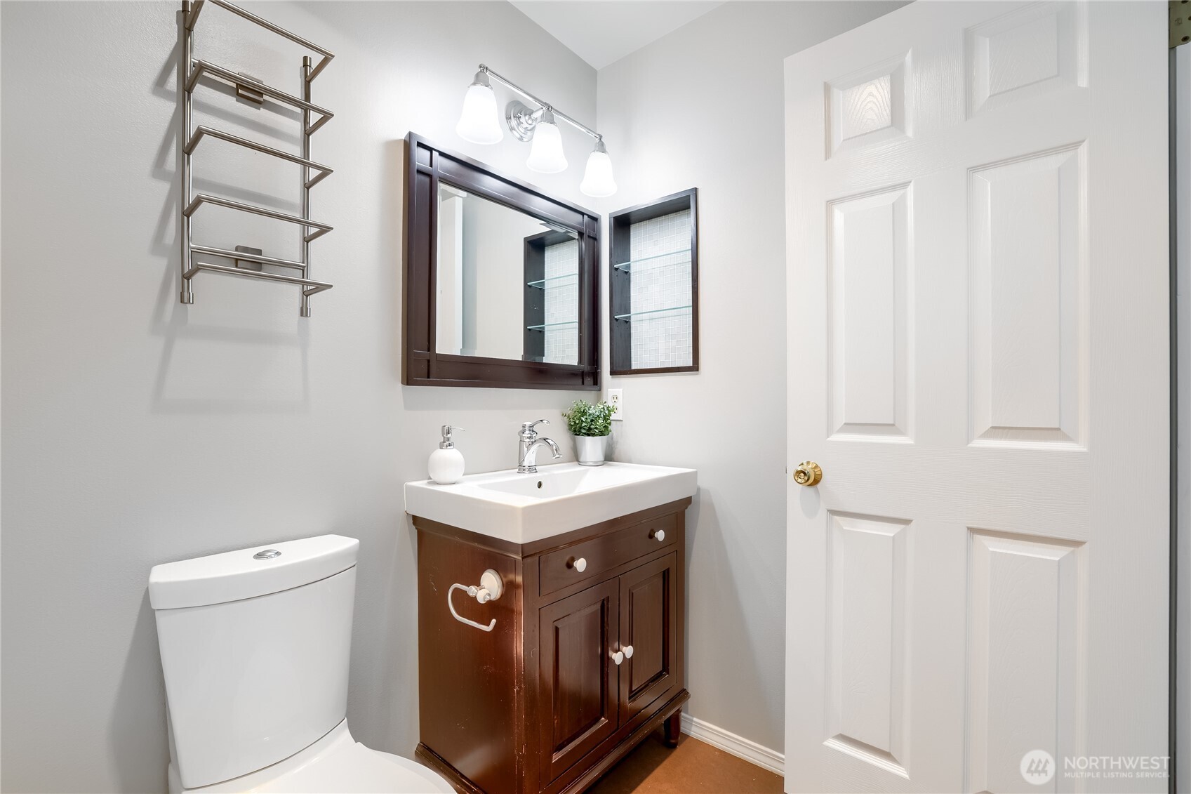 806 NW 52nd Street , Seattle, WA 98107