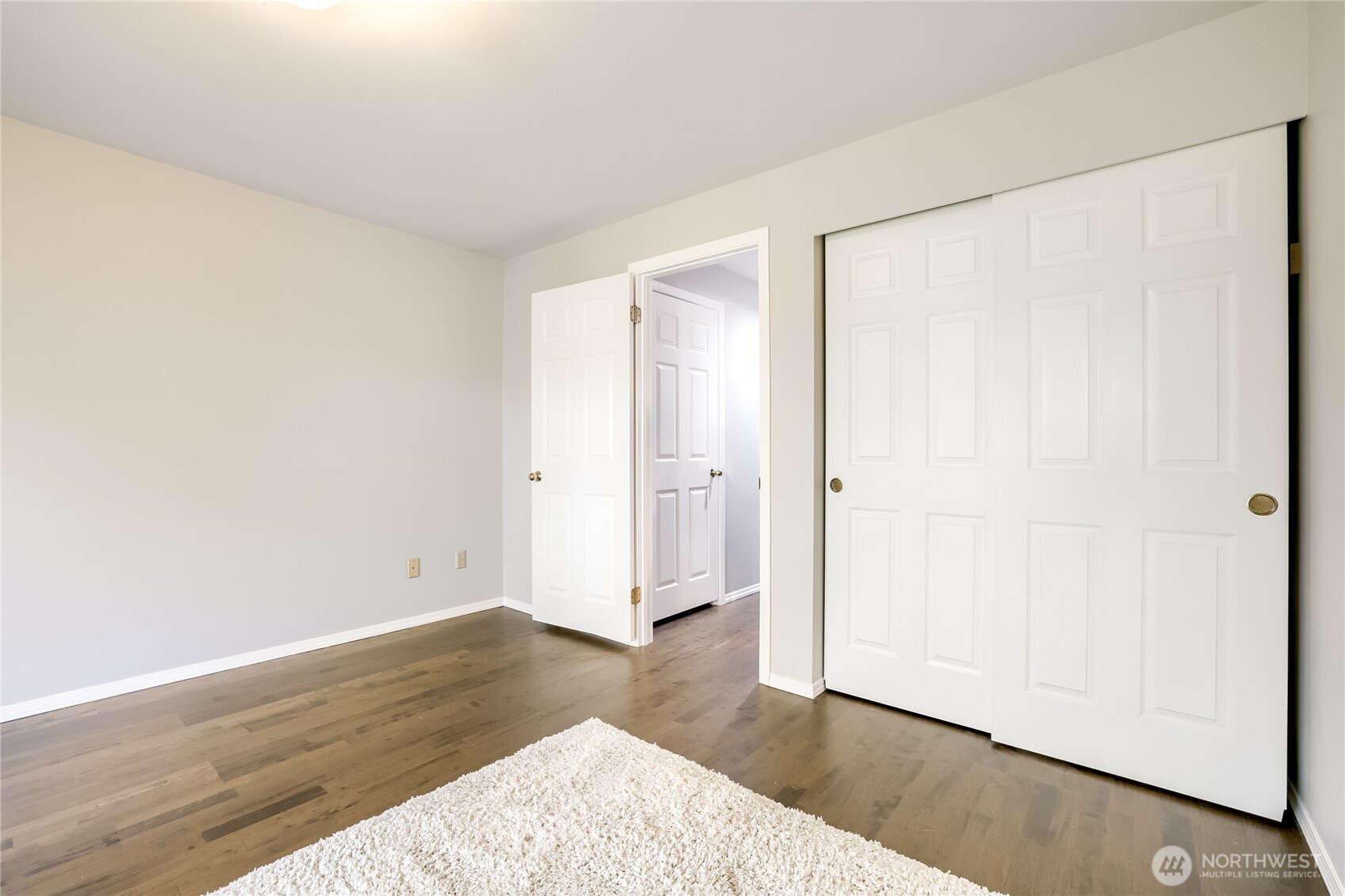 806 NW 52nd Street , Seattle, WA 98107