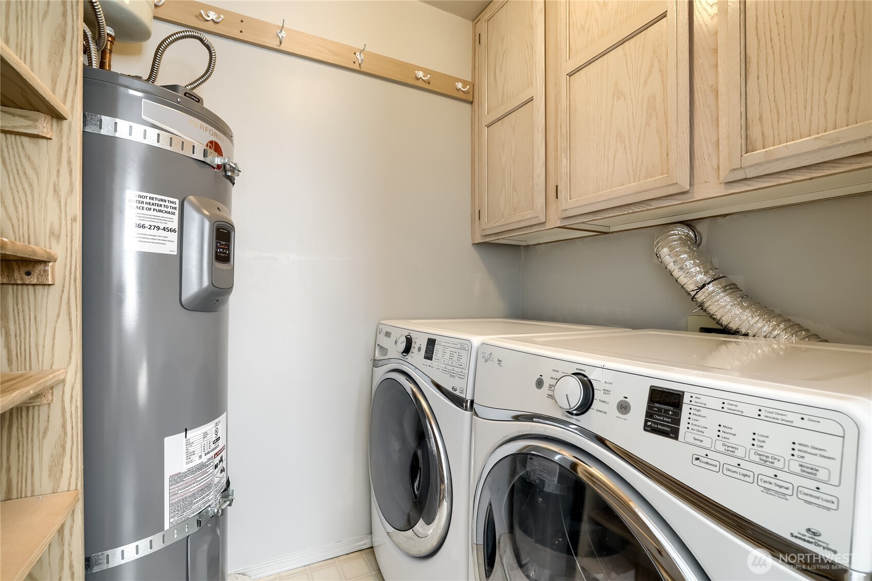806 NW 52nd Street , Seattle, WA 98107