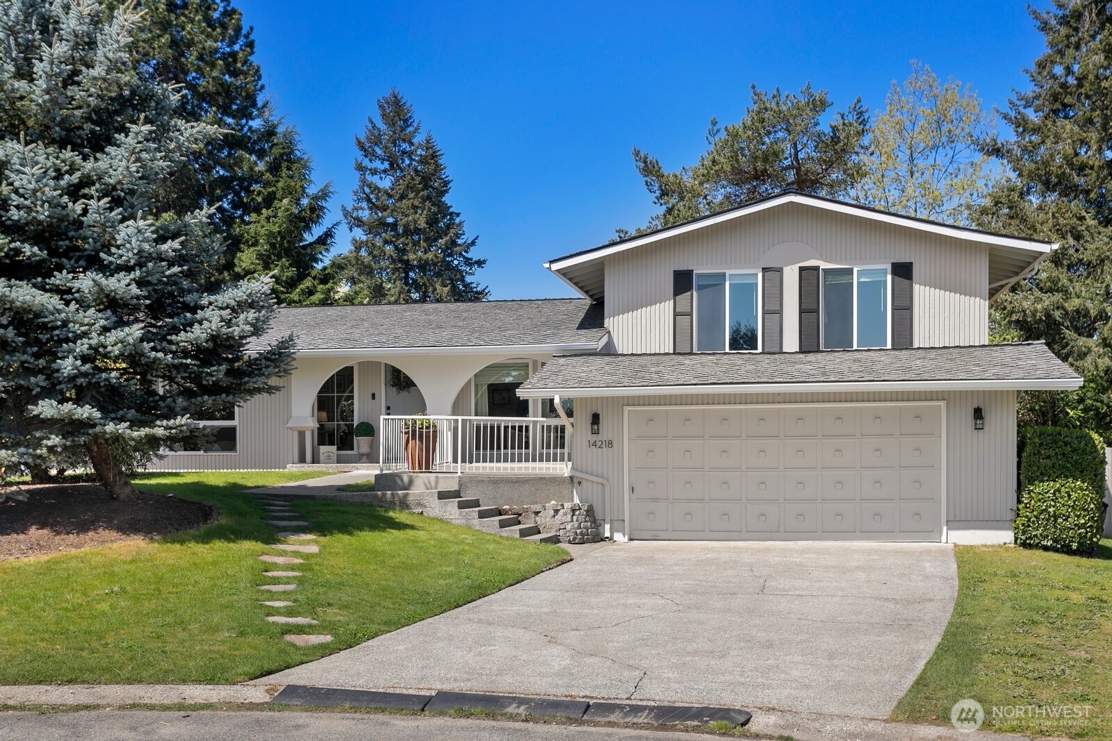 14218 SE 163rd Place , Renton, WA 98058