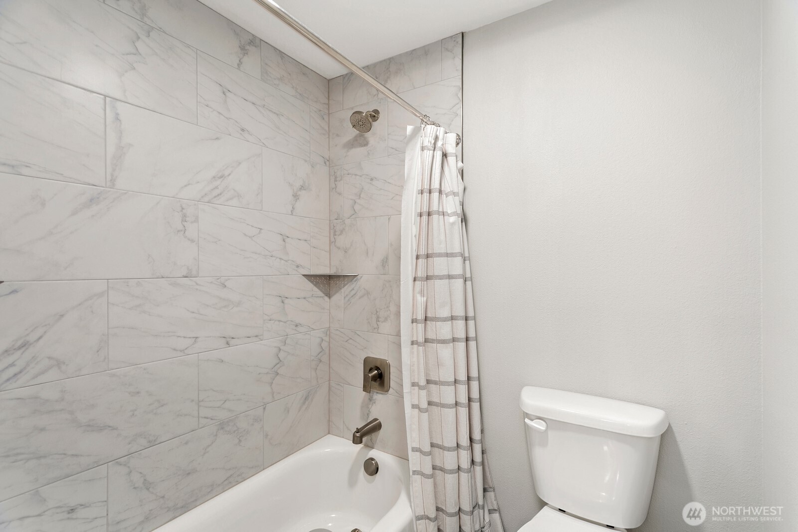 14218 SE 163rd Place , Renton, WA 98058