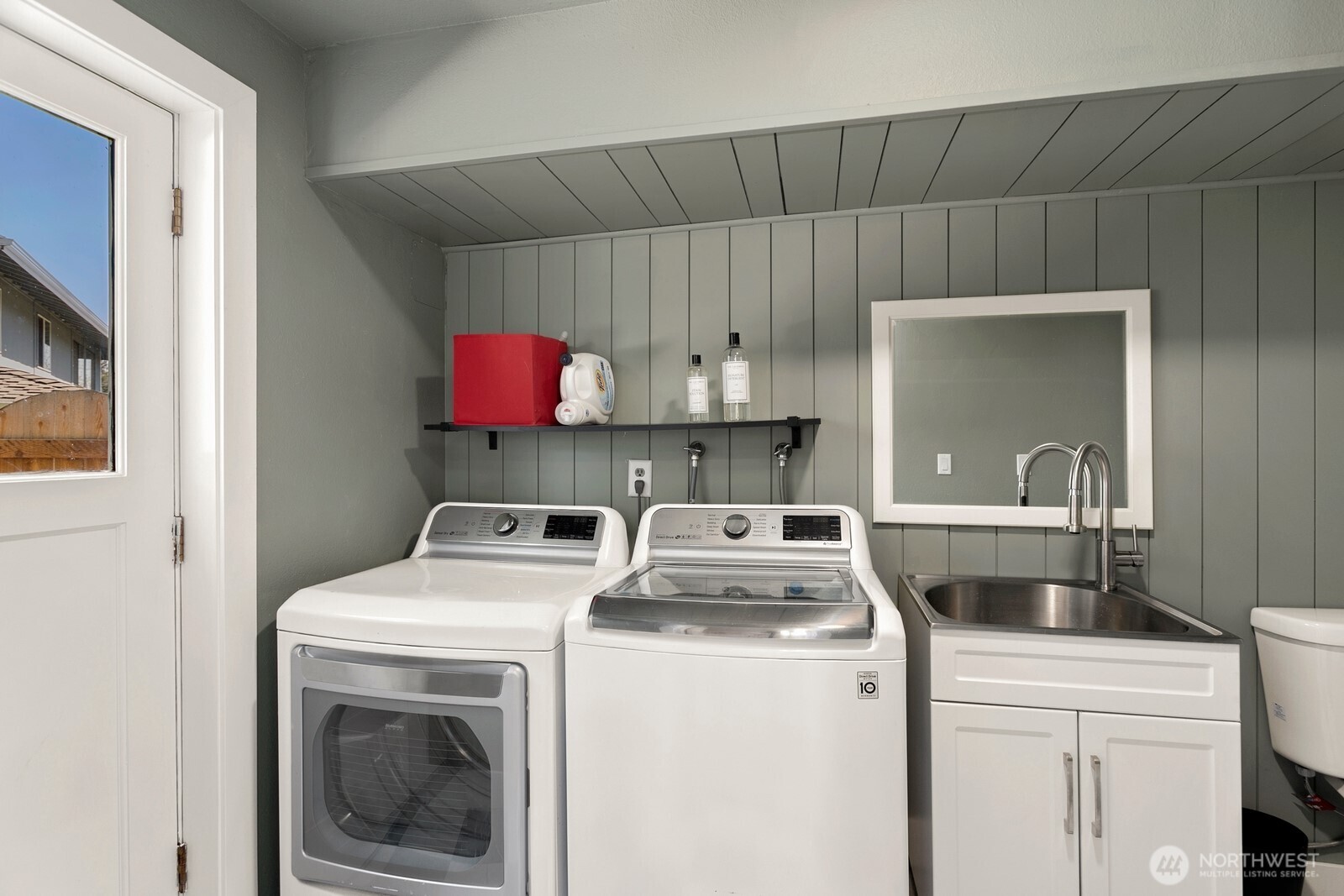 14218 SE 163rd Place , Renton, WA 98058