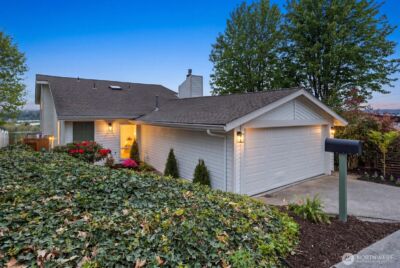 411 Cedar Ave S, Renton, WA 98057 - Photo 1