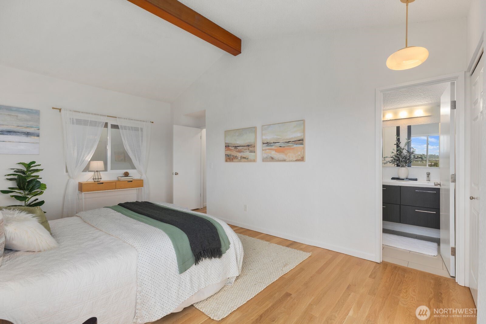 411 Cedar Ave S, Renton, WA 98057