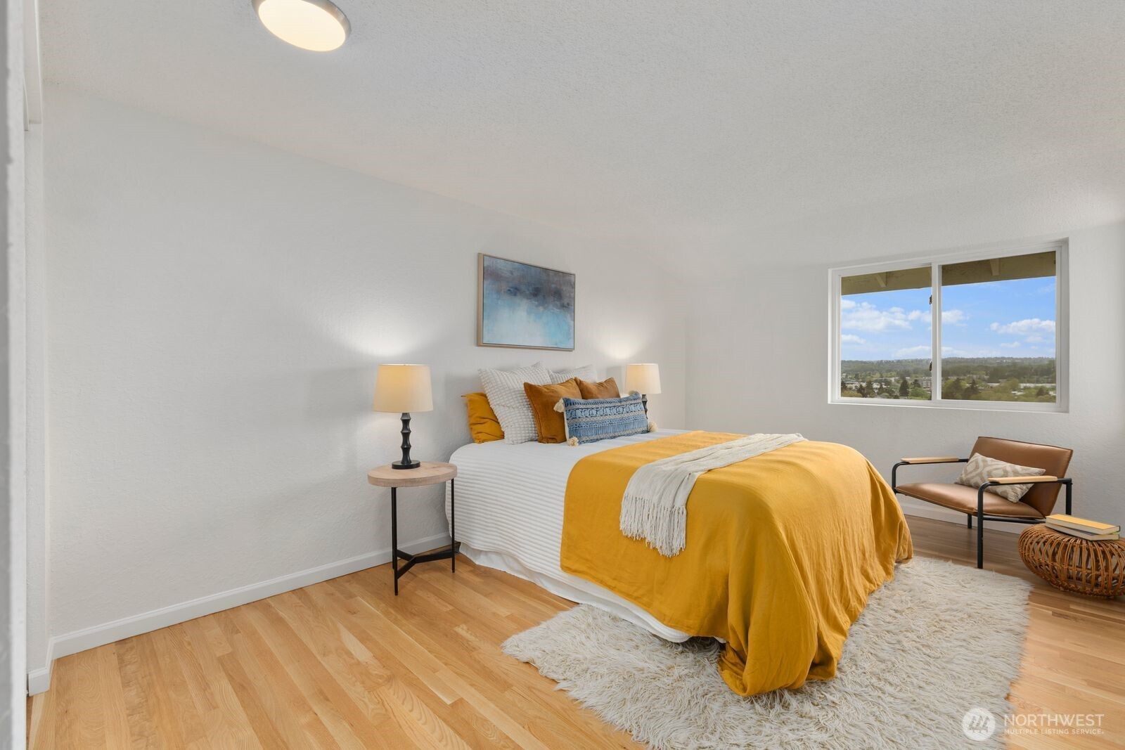 411 Cedar Ave S, Renton, WA 98057