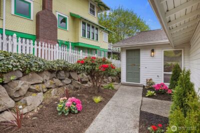 411 Cedar Ave S, Renton, WA 98057 - Photo 3