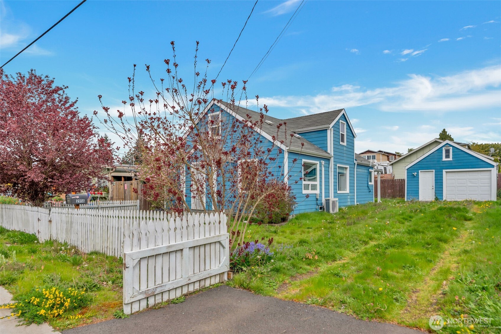 2916 Robin Avenue , Bremerton, WA 98310